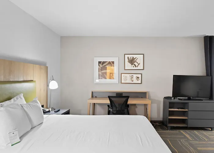 Greentree & Sky Harbor Hotel Phoenix