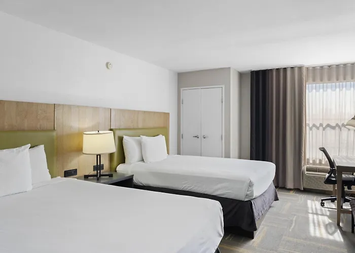 Greentree & Sky Harbor 3*