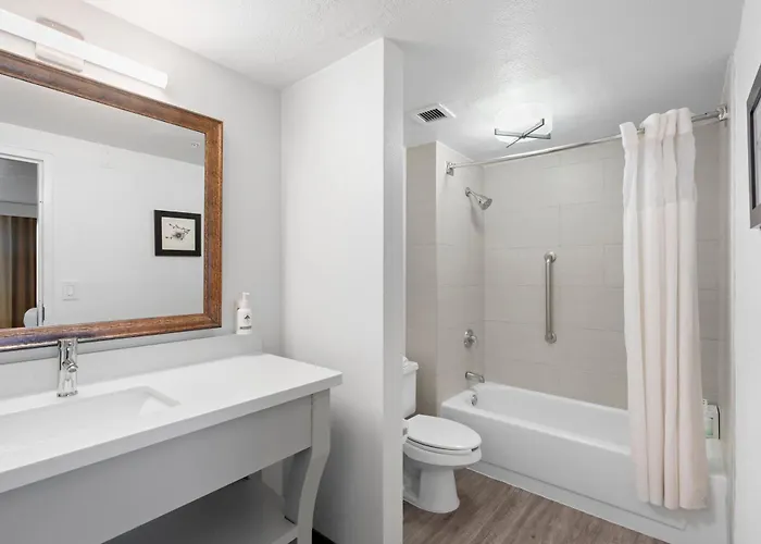 Greentree & Sky Harbor 3* Phoenix