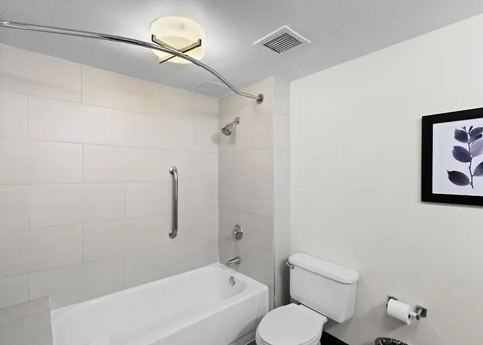 Greentree & Sky Harbor 3*